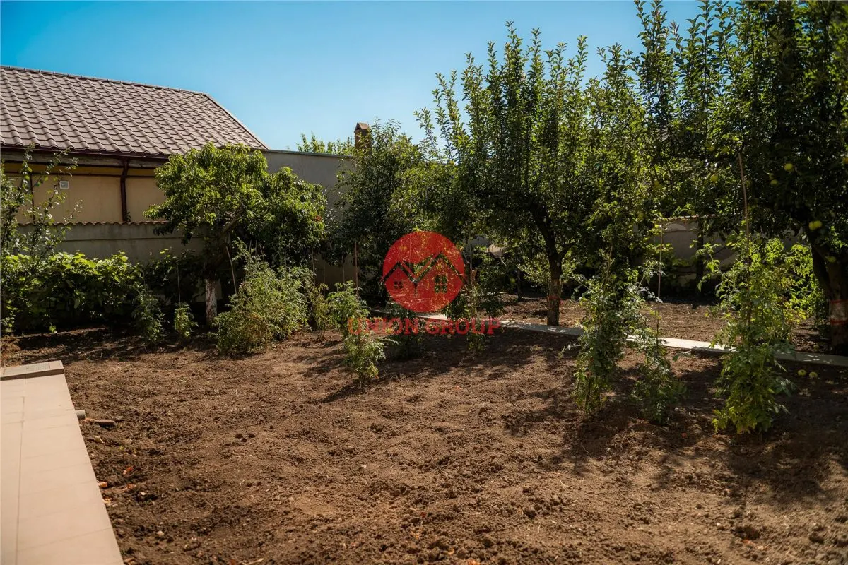 Casa Extraordinara în Lazu. Spatiu, Calitate și Confort la Superlativ - foto 25
