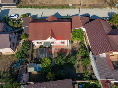Casa Extraordinara în Lazu. Spatiu, Calitate și Confort la Superlativ - foto 28