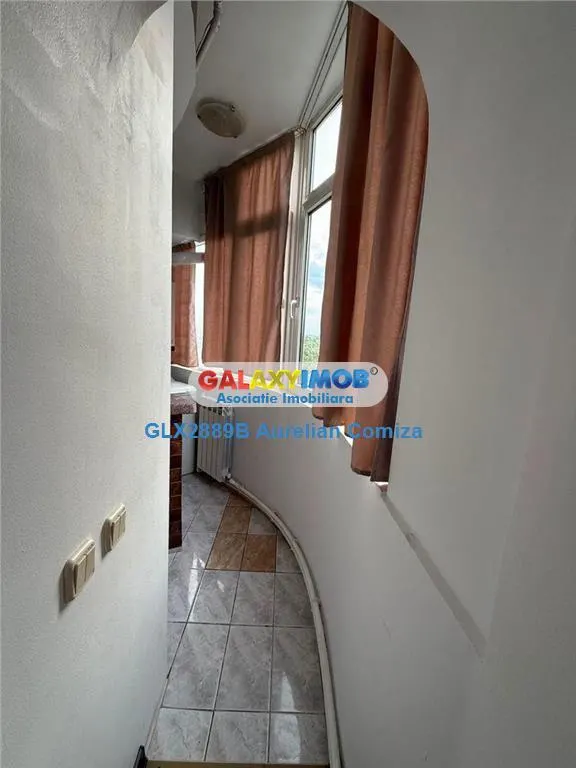 Garsoniera pentru inchiriat Parc Cismigiu/centrala proprie/AC - foto 8