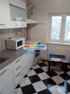 Inchiriere apartament 3 camere decomandat Aviatiei - Bucuresti