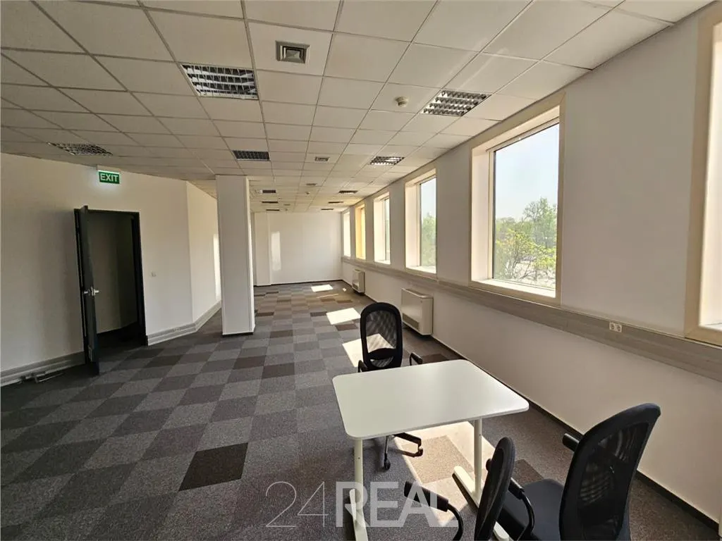 Centru de business multifunctional - inchirieri birouri de la 40 mp - foto 12