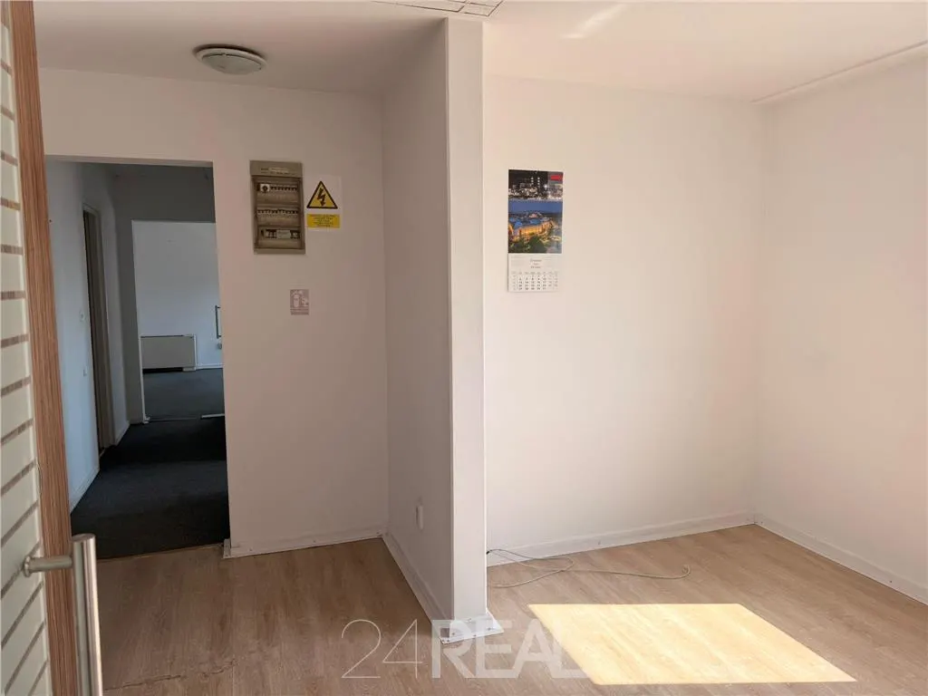 Inchiriere birouri langa metrou Aurel Vlaicu de la 350 mp - foto 10