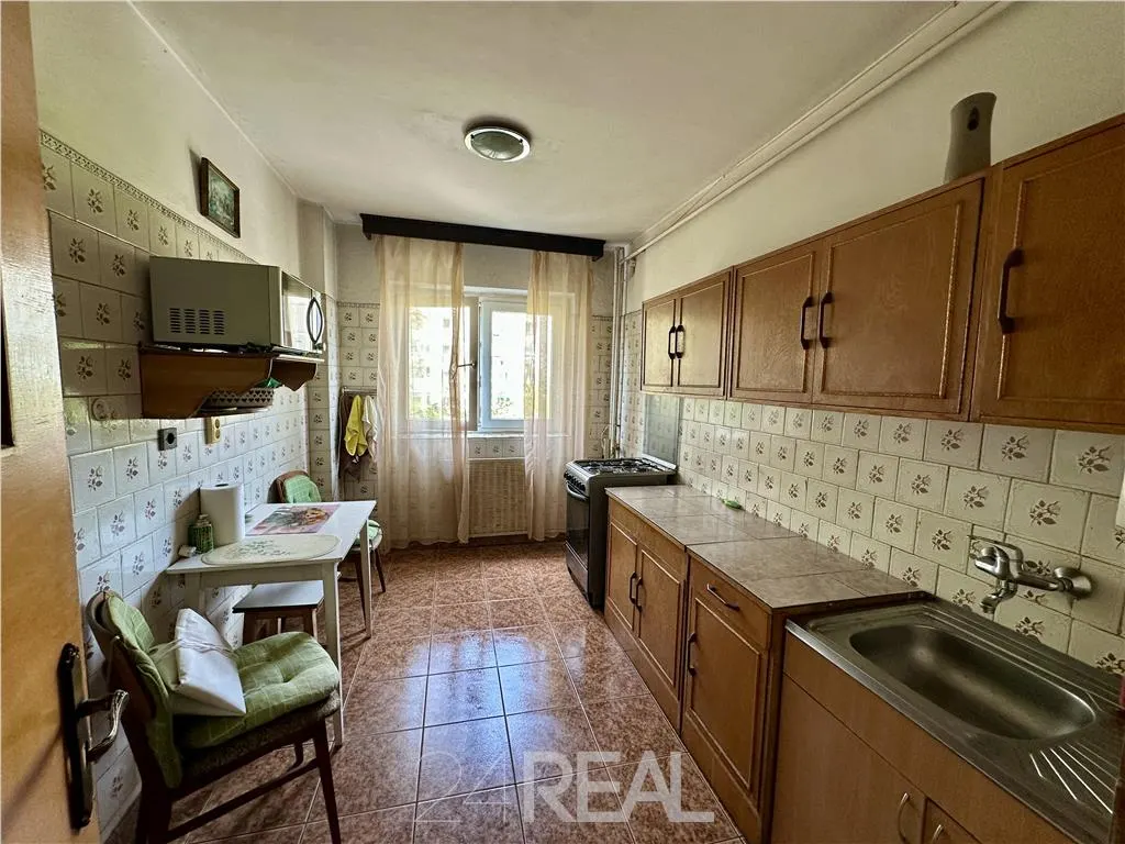 Apartament 3 camere Militari Apusului, 71 mp, etaj 3, metrou aproape - foto 6
