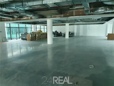Spatii comerciale de inchiriat in Platinum Business de la 405 mp - foto 6