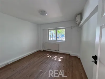 Apartament parter zona Tineretului - renovat complet - foto 2