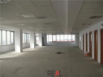 Spatii pentru birouri la super preturi - de la 9 Euro/mp - foto 24