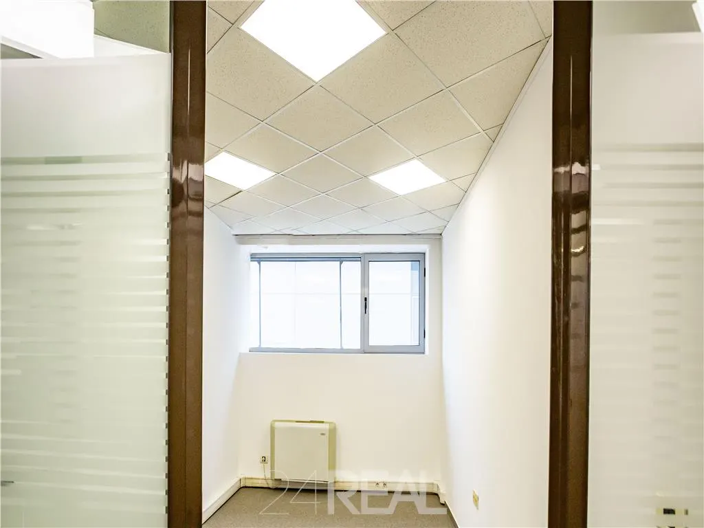 Spatii birouri in Iridex Business Center - de la 21 mp - foto 5