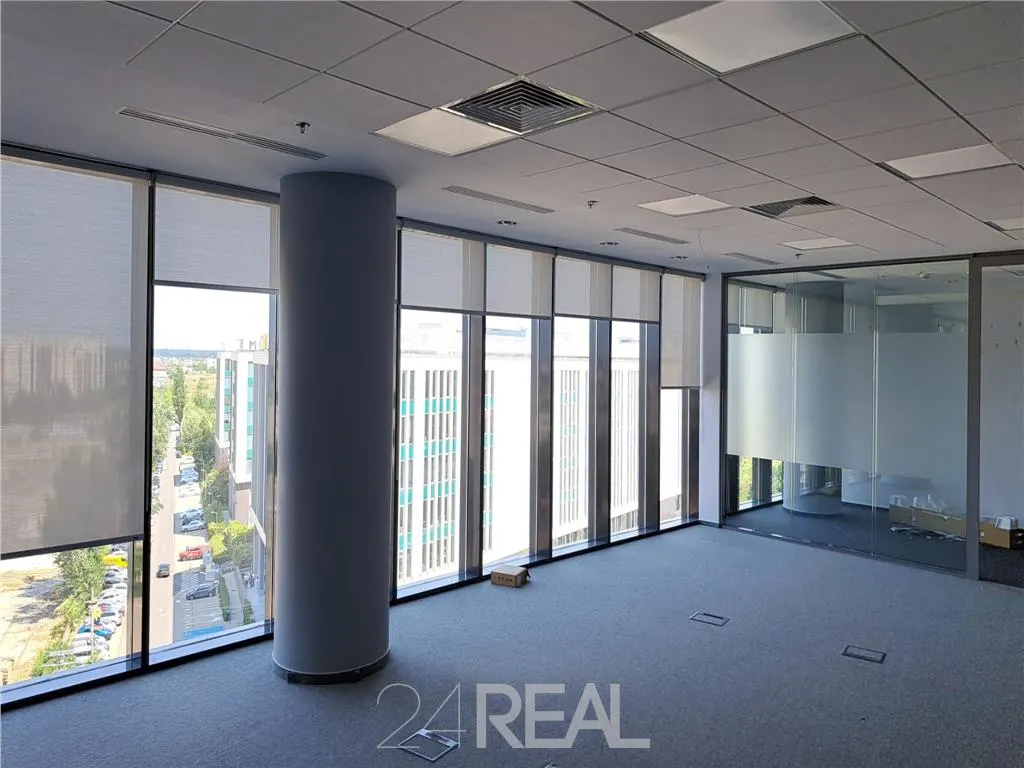 Inchirieri birouri in GlobalWorth Plaza  - de la 351 mp - foto 25