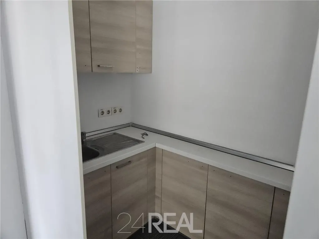 Cubic Center - Birouri de inchiriat de la 174mp - Pipera, Rond OMV - foto 6