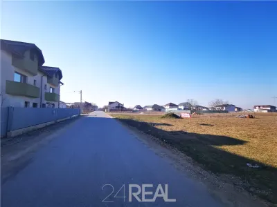Loturi de vanzare 470 mp comuna Berceni - drum asfaltat, utilitati - foto 4