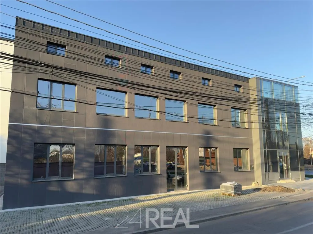 Spatiu comercial/retail in Otopeni - ideal Showroom + depozitare - foto 4