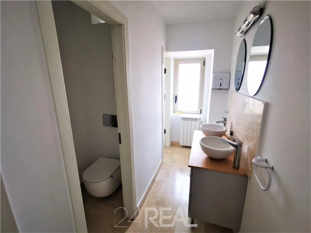 Inchiriere spatiu de birouri intersectia  Alba Iulia - foto 15