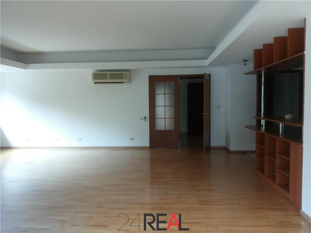 Inchirieri spatii pentru birouri Aviatorilor Stradal - 1 loc parcare - foto 6