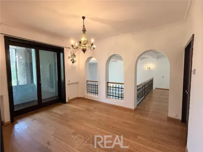 Vila superba in centrul frumos al Bucurestiului - foto 7