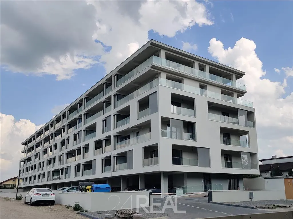 Vanzare apartamente 4 camere langa Padurea Baneasa - foto 1