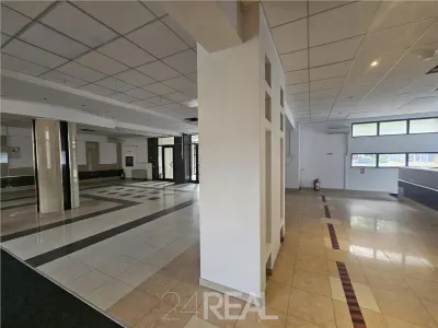 Inchiriere proprietate pretabila birouri/clinica medicala/sala - Bucuresti