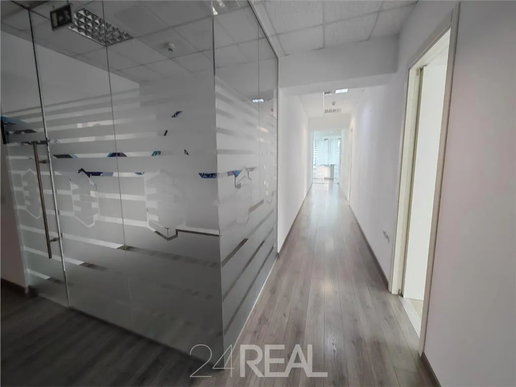Inchiriere spatii birouri de la 80 mp - foto 5