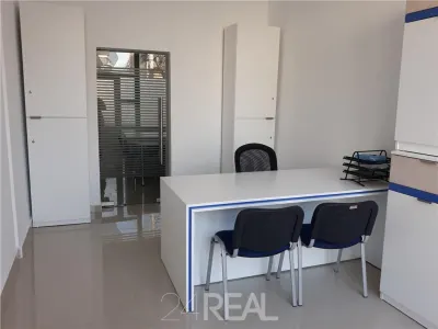 De vanzare spatii comerciale in vila  zona Calea Calarasi - foto 4