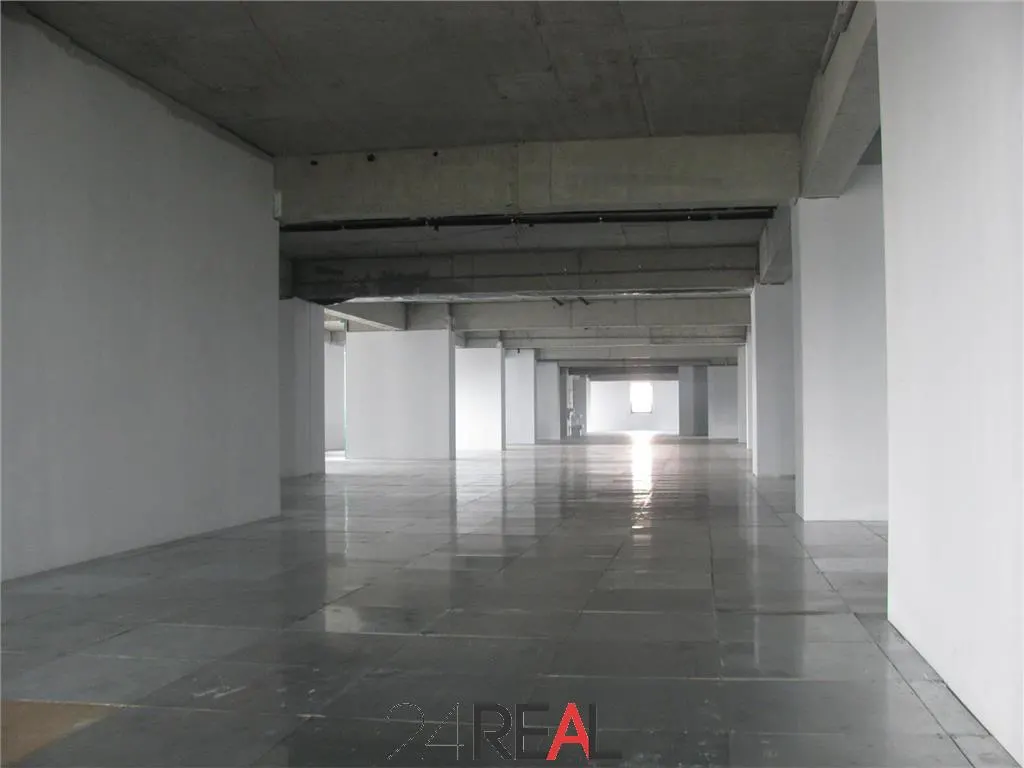 Cladire de birouri de vanzare - foto 10