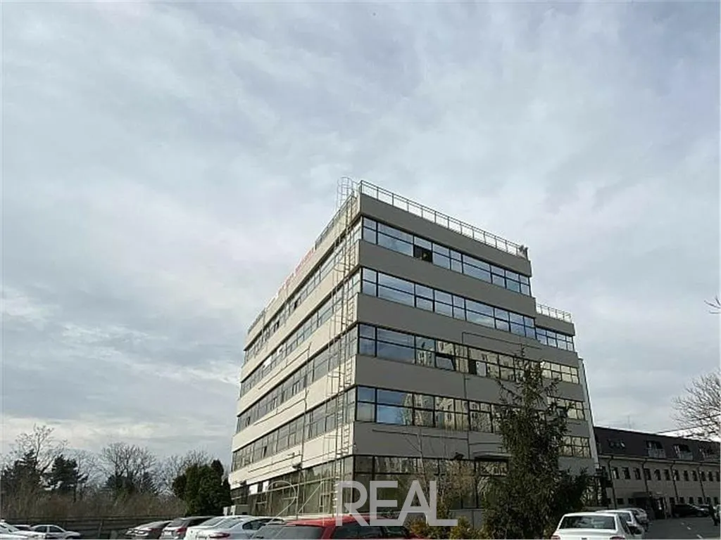 Spatiu pentru birou - 124 mp - ultimul spatiu disponibil - foto 1