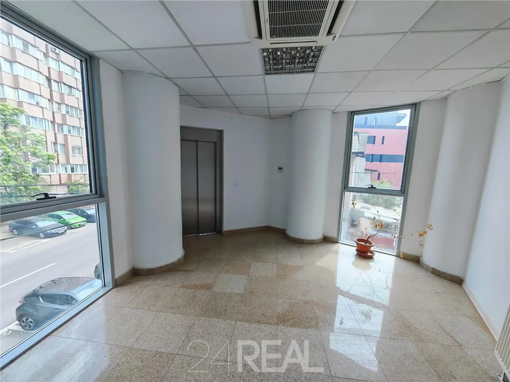 Inchiriere cladire de birouri in zona Vitan Mall - foto 8