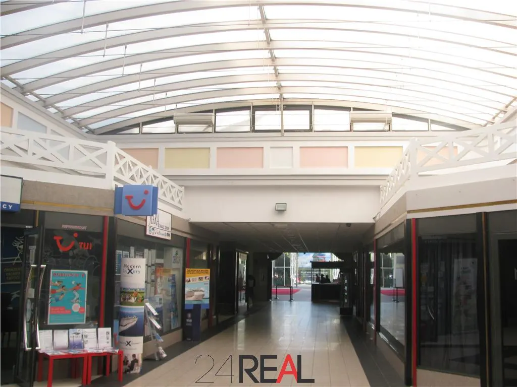 Inchiriere Spatii Comerciale de la 30 mp - foto 25
