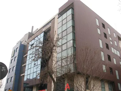 Cladire de birouri in zona ultracentrala - de vanzare - Bucuresti