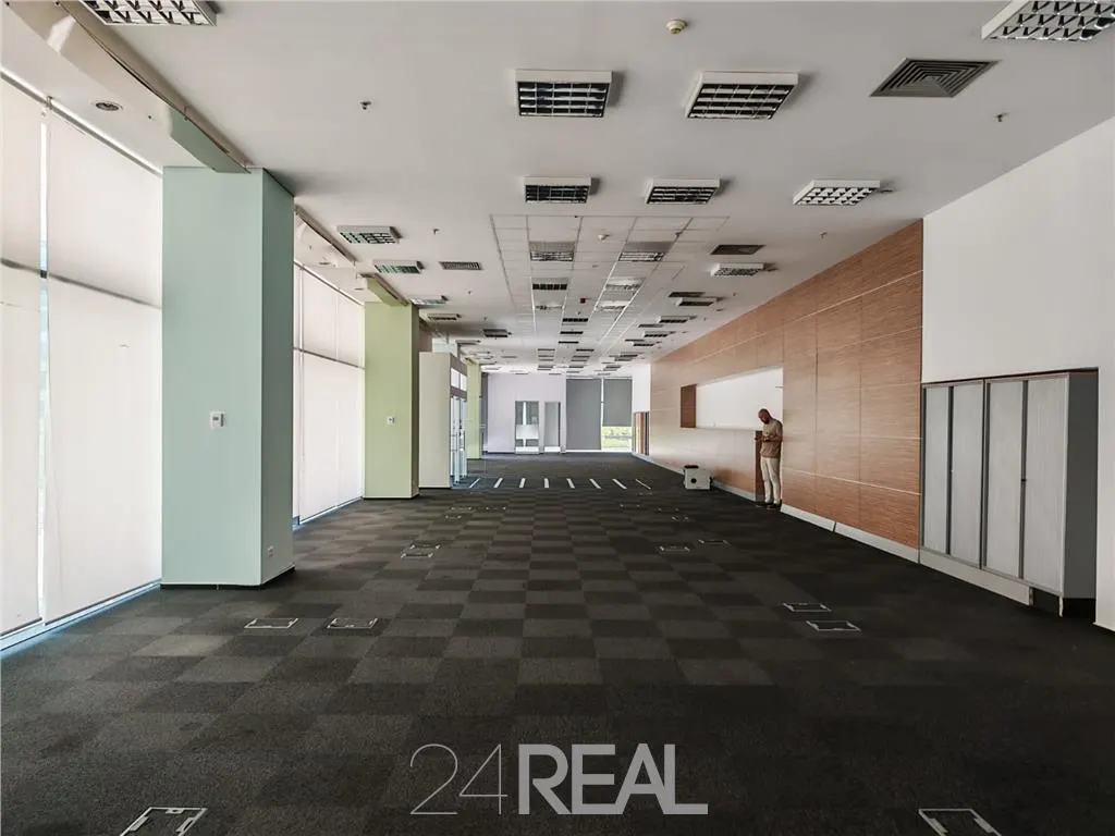 Spatiu de inchiriat in cladirea River Place de la 135 mp - foto 3