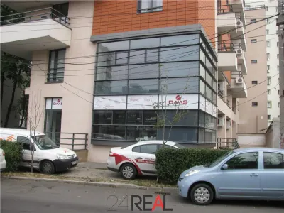 Inchiriere Spatiu Comercial/Showroom parter si mezanin - Bucuresti