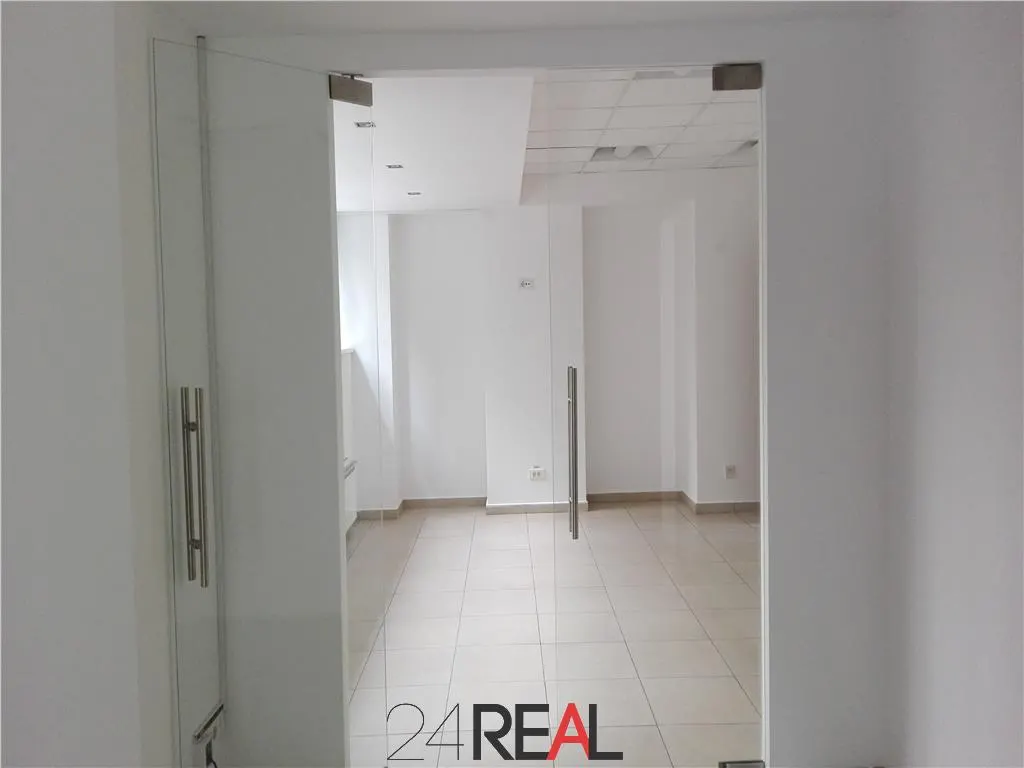 Inchiriere Spatiu Comercial/Showroom parter si mezanin - foto 7