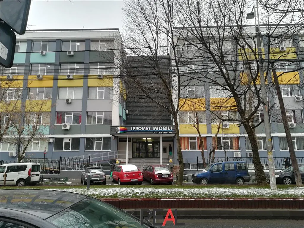 Cladire de birouri de vanzare in zona Crangasi - foto 1