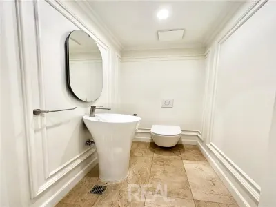 Apartament 4 camere decomandat in Ansamblul Washington” - foto 9
