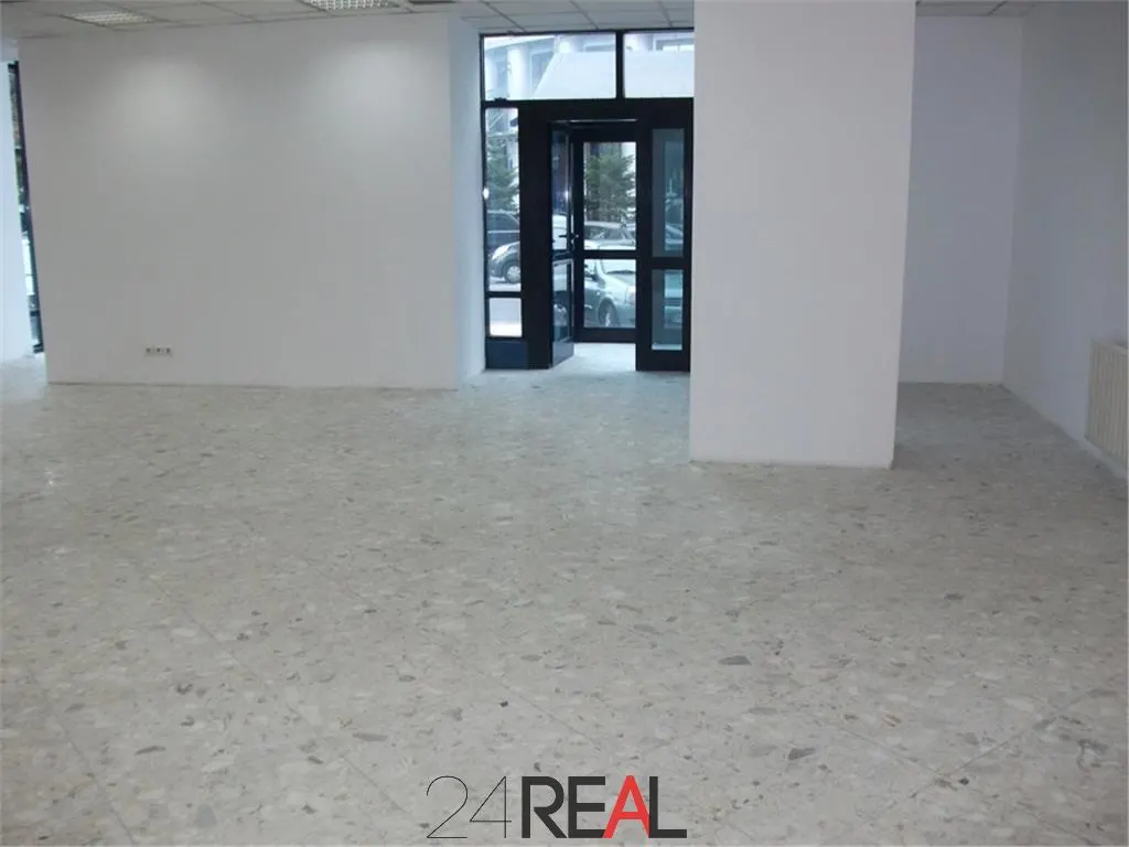 Inchiriere spatiu comercial 600 mp - ideal clinica/showroom - foto 6
