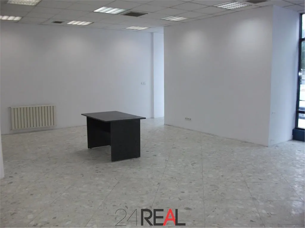 Inchiriere spatiu comercial 600 mp - ideal clinica/showroom - foto 9