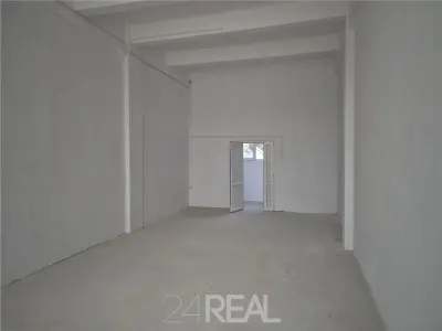 Inchiriere spatii birouri/depozitare/productie Baicului - foto 3