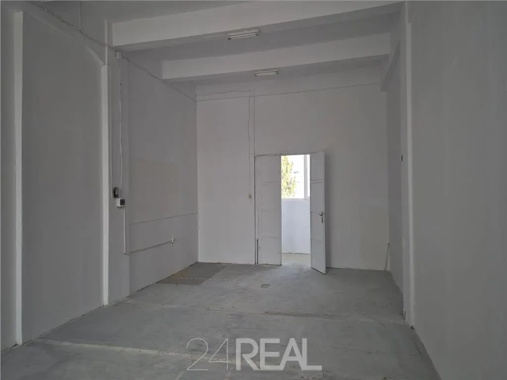 Inchiriere spatii birouri/depozitare/productie Baicului - foto 5