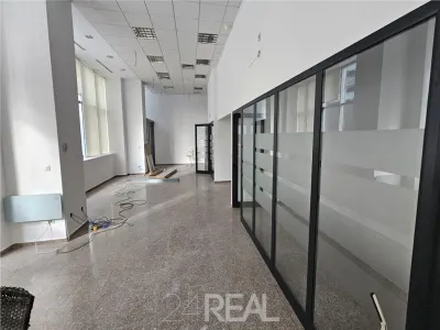Inchiriere spatii de birouri - foto 9