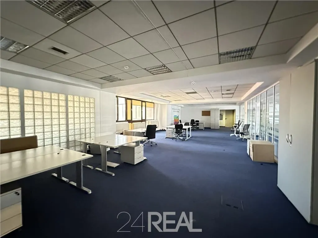 Inchiriere Spatii de Birouri in zona Ultracentrala de la 300 mp - foto 3