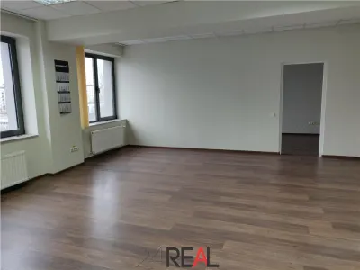 Inchiriere spatii de birouri de la 100 mp - foto 6