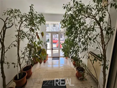Inchiriere birou langa Herastrau/Arcul de Triumf - parter de la 270 mp - foto 15