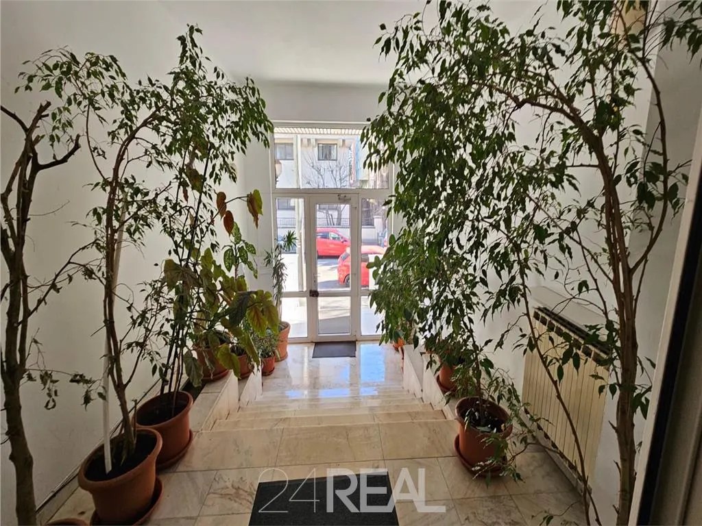 Inchiriere birou langa Herastrau/Arcul de Triumf - parter de la 270 mp - foto 15