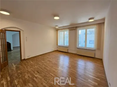Inchiriere birou langa Herastrau/Arcul de Triumf - parter de la 270 mp - foto 4