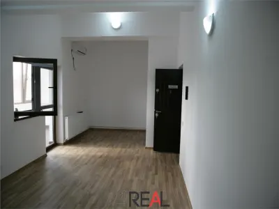 Cladire de birouri inchiriata, de vanzare, metrou Aurel Vlaicu - foto 14