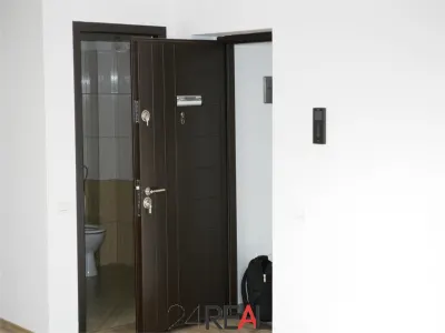 Cladire de birouri inchiriata, de vanzare, metrou Aurel Vlaicu - foto 24
