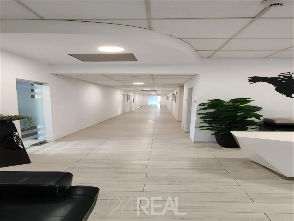 Spatiu de inchiriat pentru birouri zona Iancului - foto 16