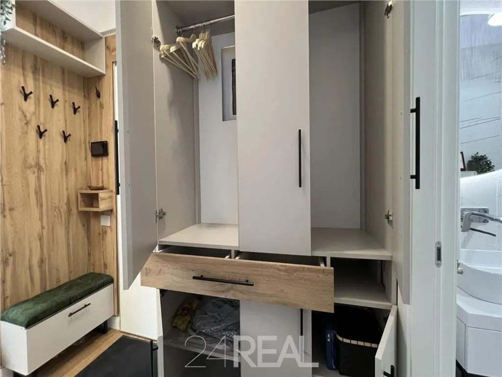 Inchiriere apartament zona Unirii - terasa si garaj - foto 6