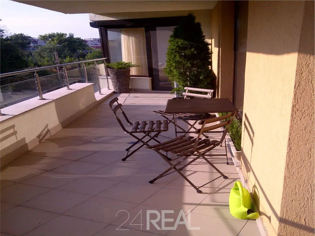 Inchiriere apartament pretabil rezidenta sau birou - foto 10