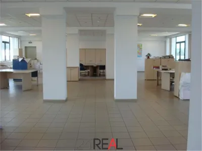 Spatii birouri, suprafata 350 mp - zona Progresul - foto 7