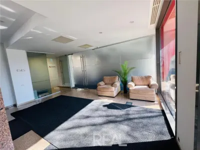 Inchiriere spatii de birouri de la 570 mp - foto 2