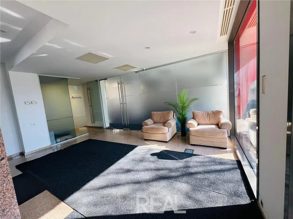 Inchiriere spatii de birouri de la 570 mp - foto 2